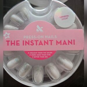 Olive And June Press-on Nails, Exclamation Point Glitter Gradient, Short Squoval